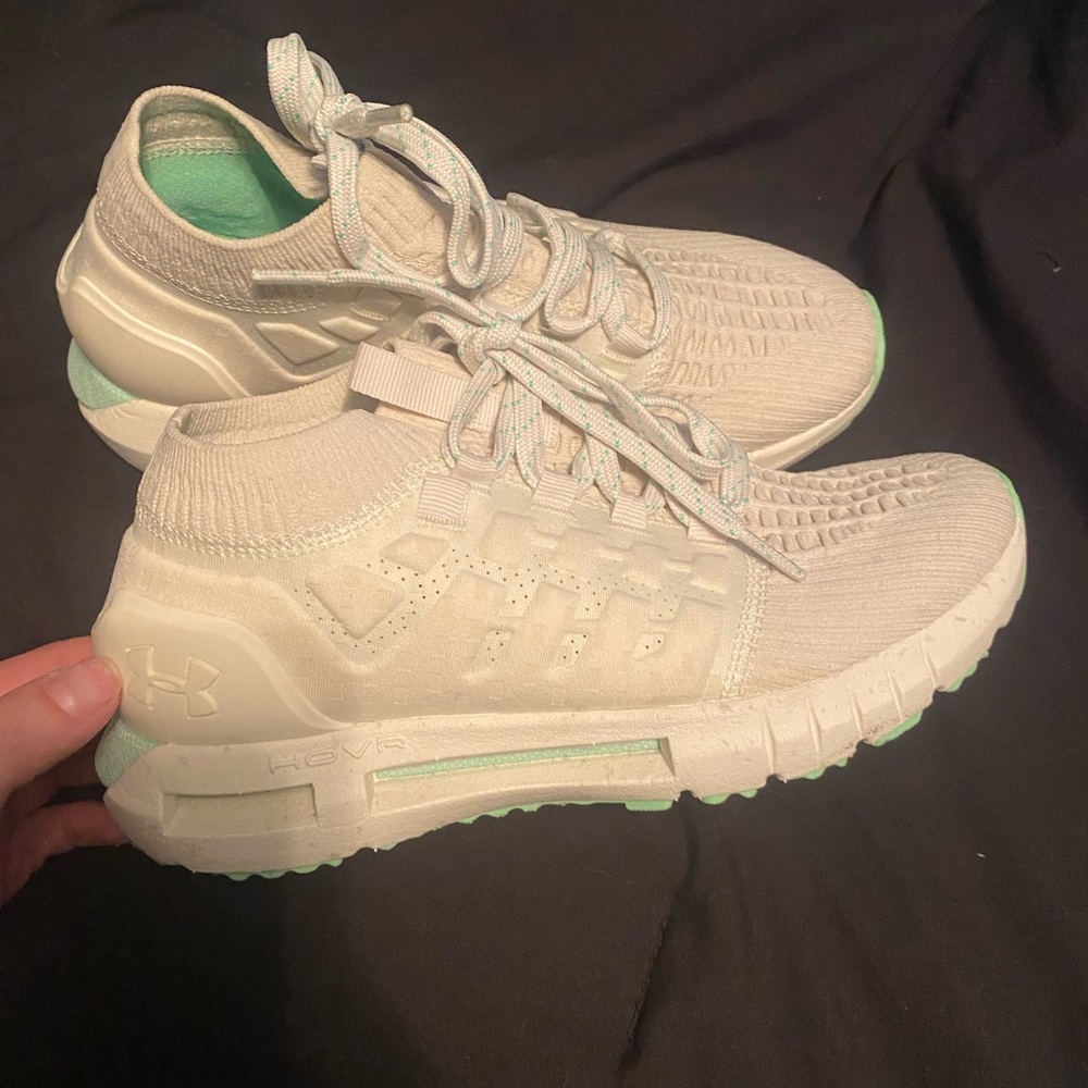 Under Armour Women’s Hovr
